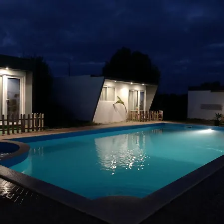 One Bedroom Bungalow With Shared Pool Enclosed Garden And Wifi At